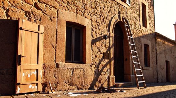 5 raisons de choisir un peintre en bâtiment à Nevers